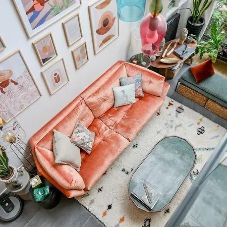 2 Bd Chic Loft, Historic Charm & Modern Amenities Apartament *