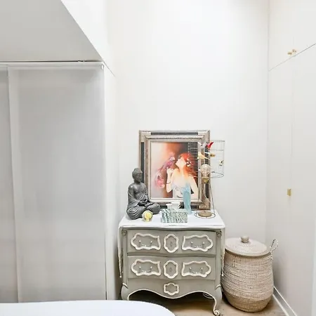 2 Bd Chic Loft, Historic Charm & Modern Amenities Apartament *