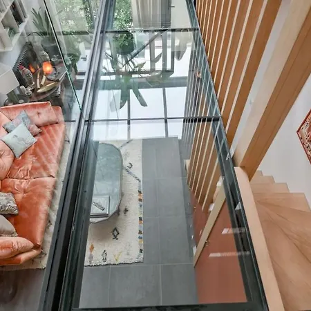 2 Bd Chic Loft, Historic Charm & Modern Amenities *